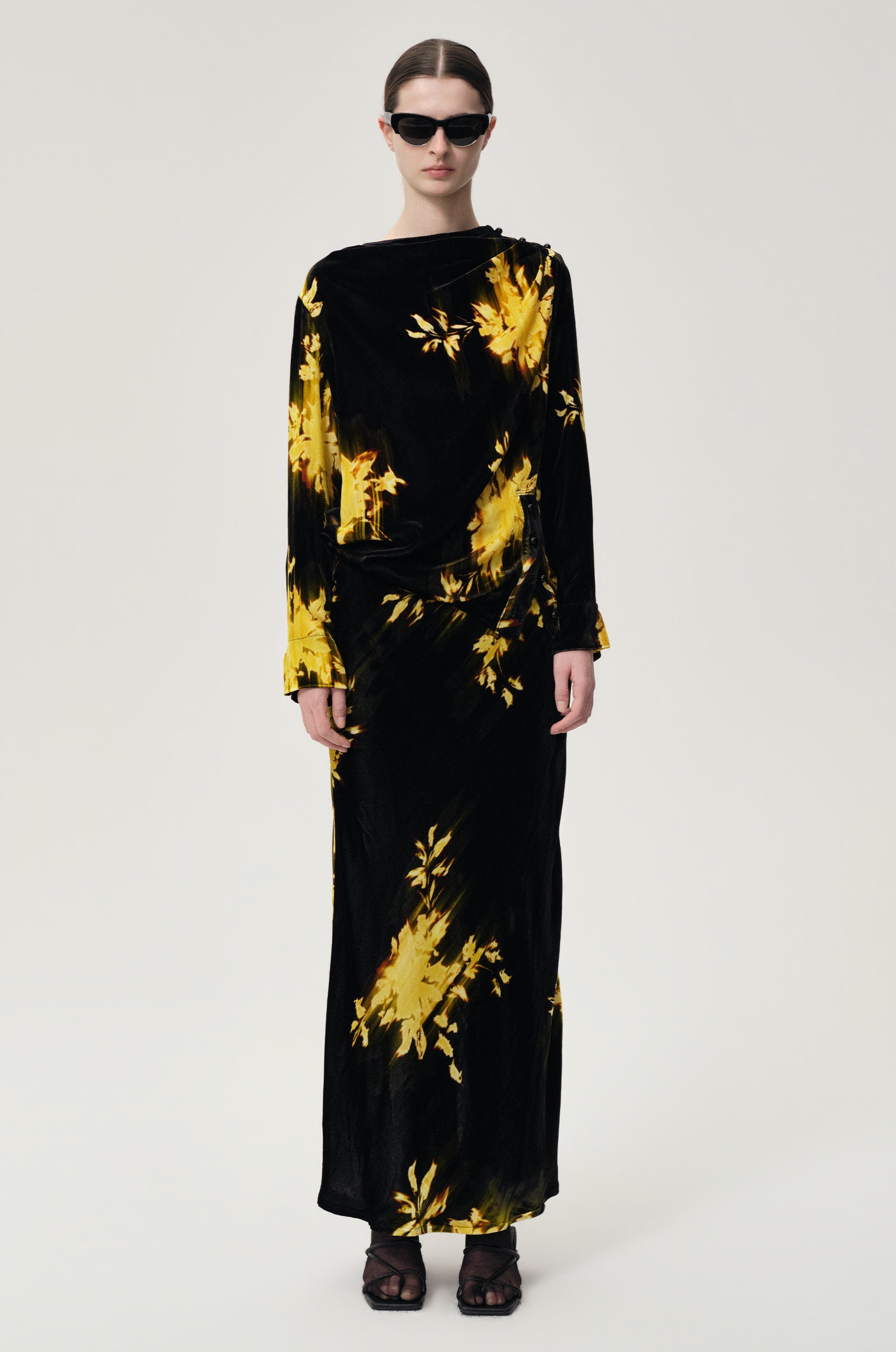Floral Printed Velvet Skirt in Silk and Viscose Black