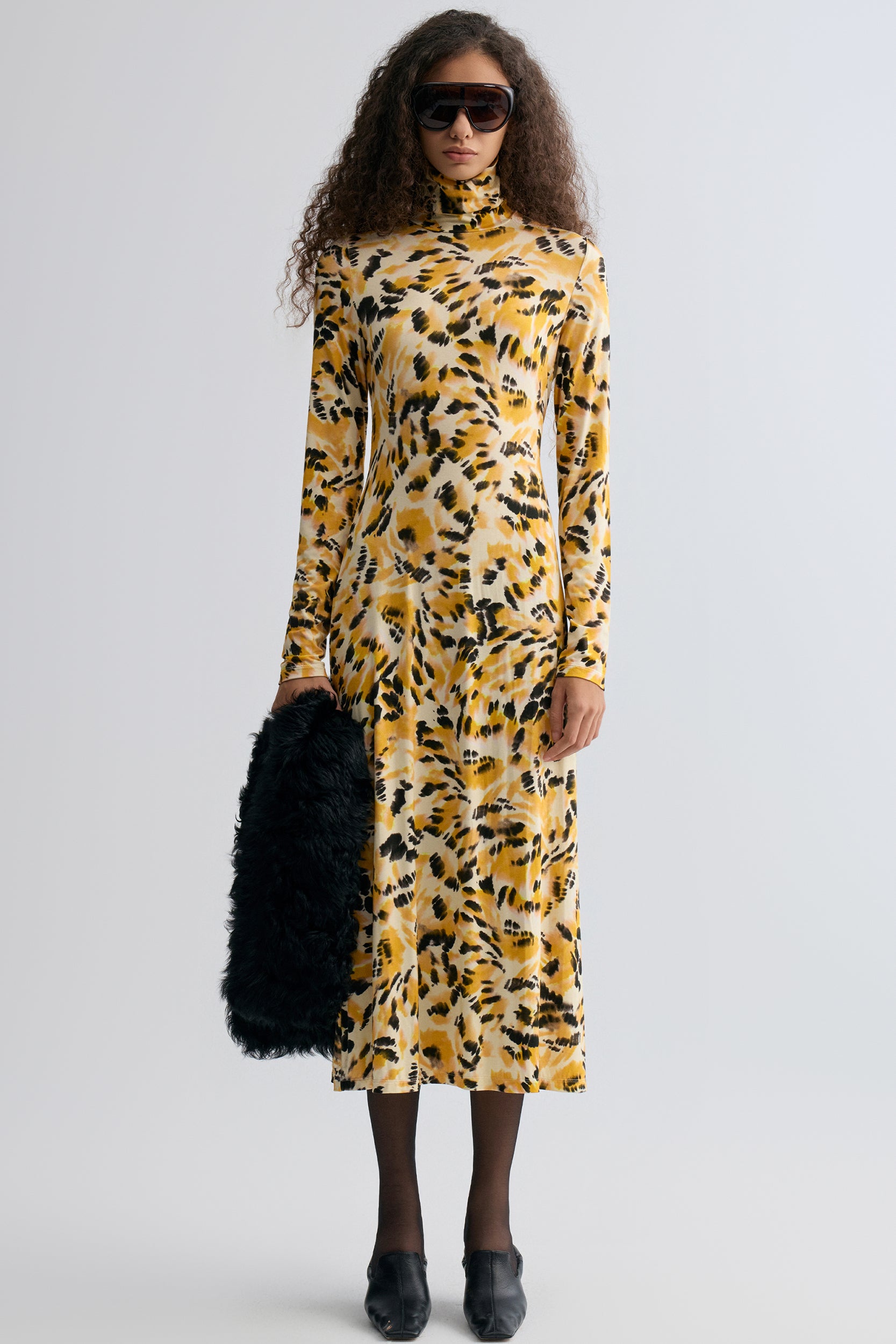 Savanna Turtleneck jersey maxi dress