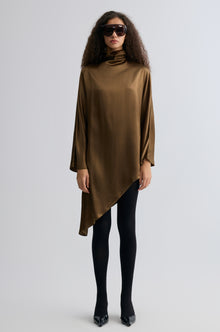 Asymmetric Slouch-neck Blouse