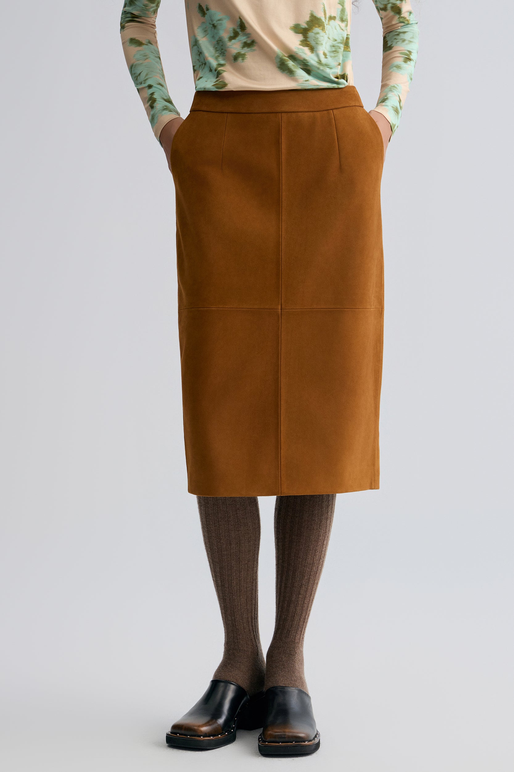 Bonnie Skirt in Suede