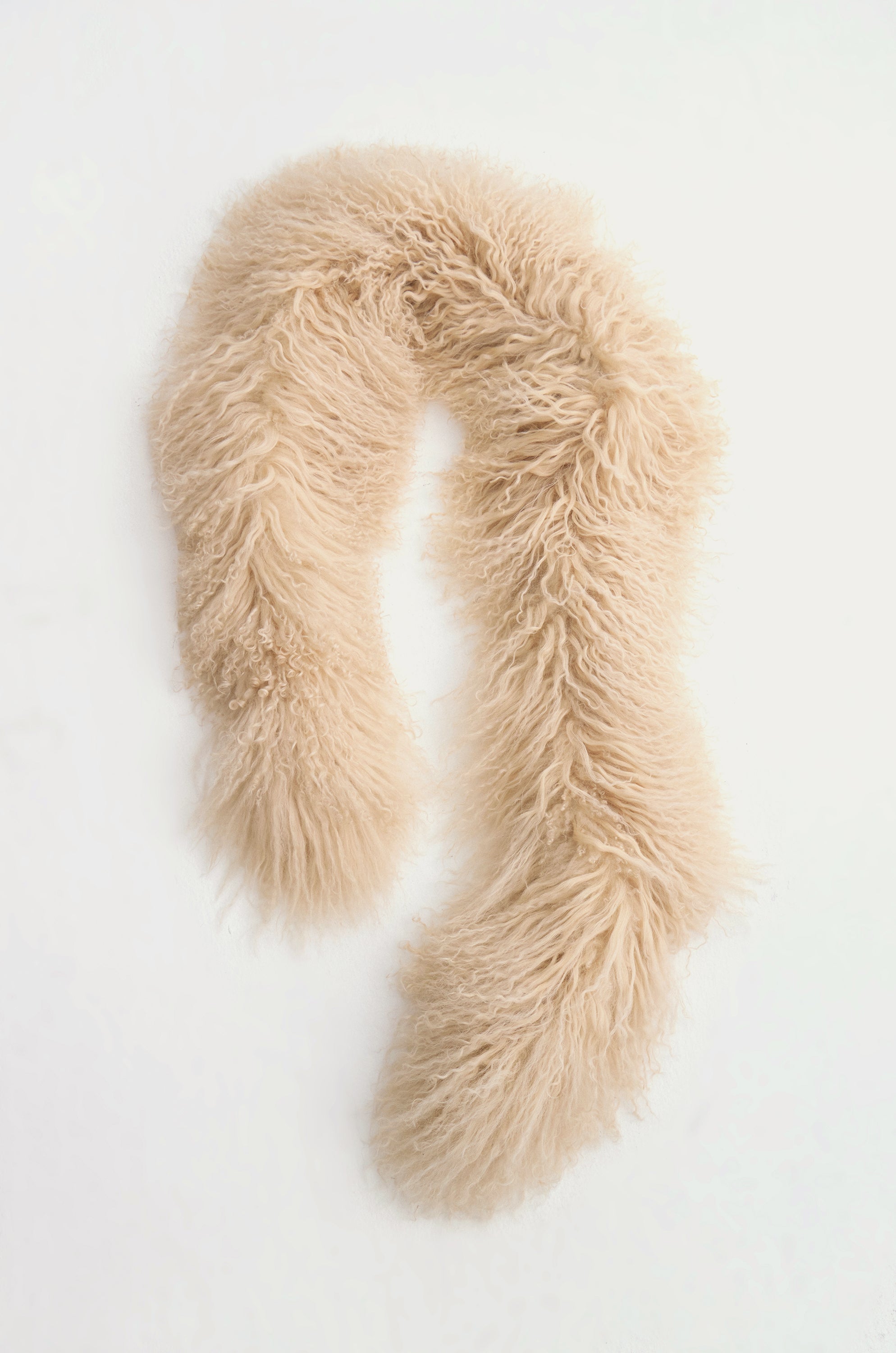 Whisper Long-haired Lamb Scarf Beige