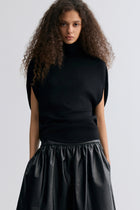Mousse Circular Tee Black