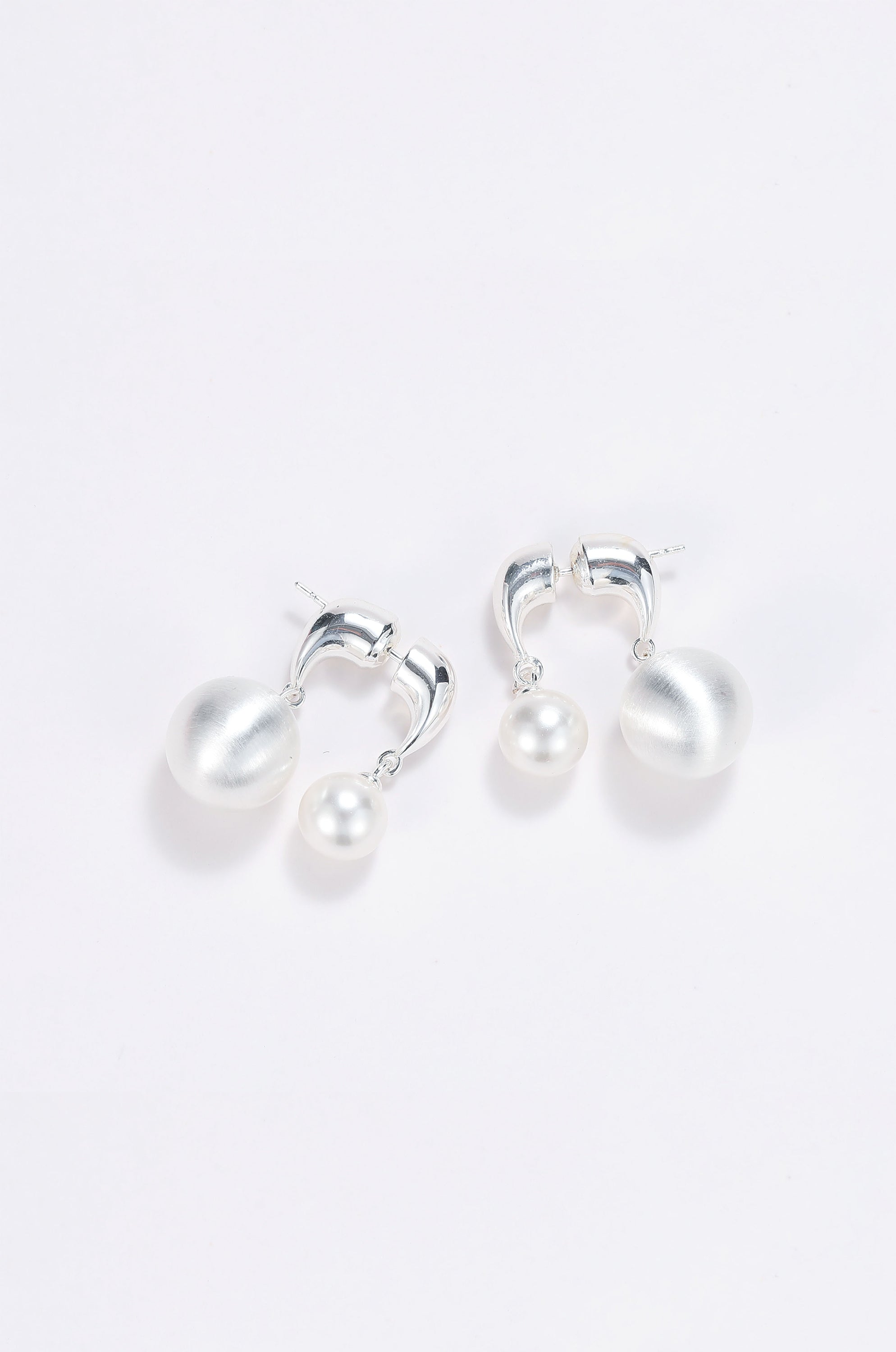 Reversible silver pearl hoop earrings