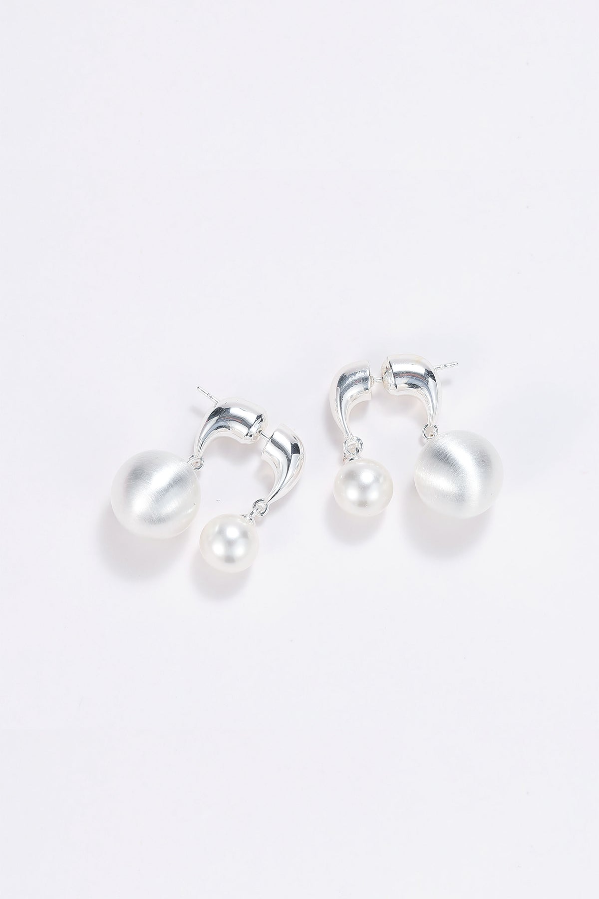 Reversible silver pearl hoop earrings