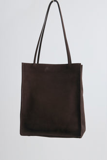 Metro Tote Bag in Suede Deep Brown