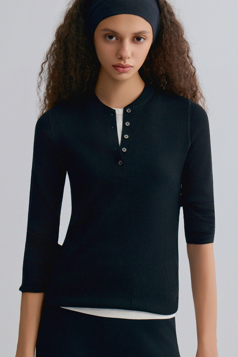 Superfine Merino Wool Knit Henley Black