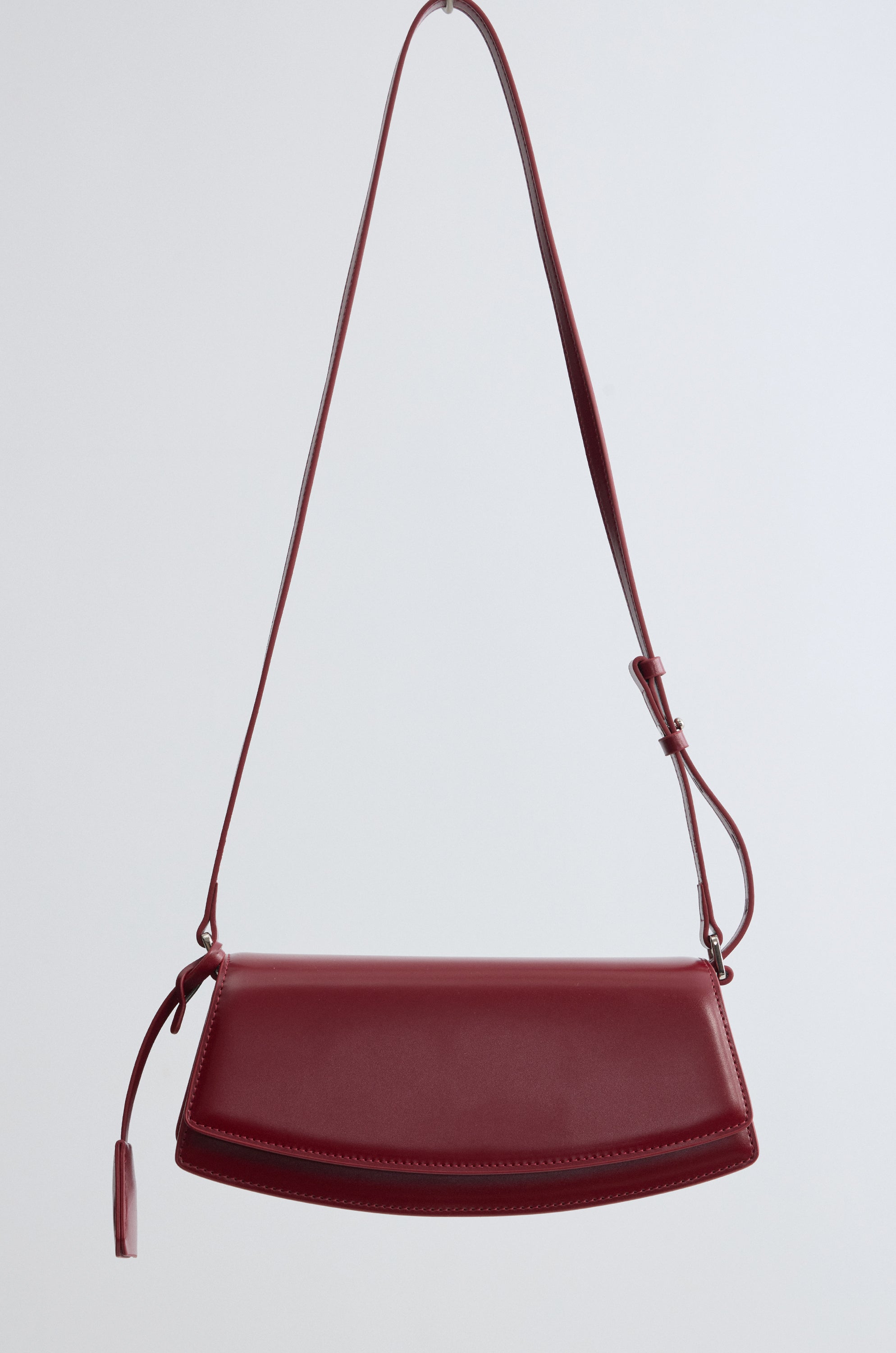 90s Utility Shoulder Bag Raisin