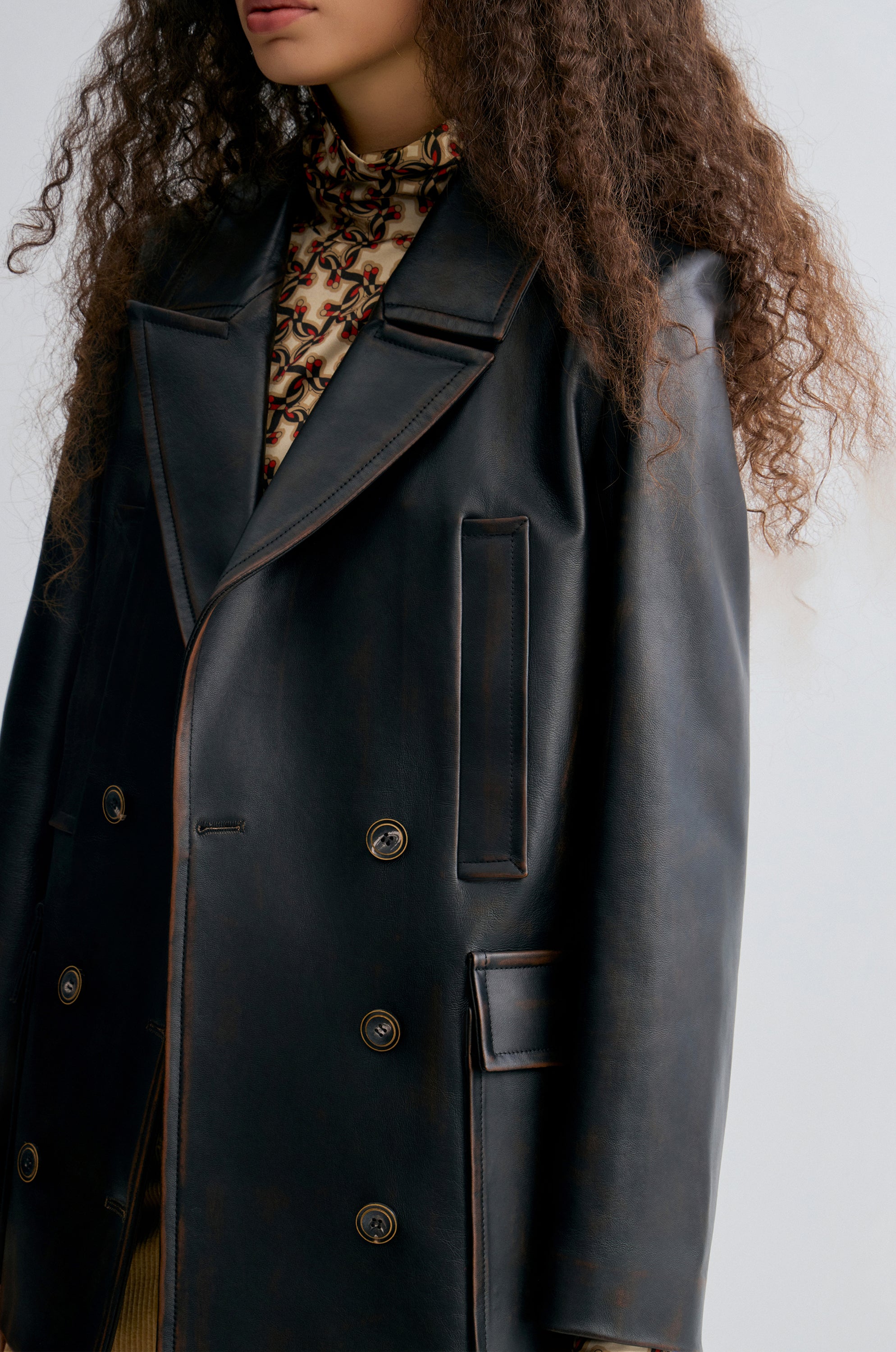 Double breasted Leather Jakcet | Front Row Shop