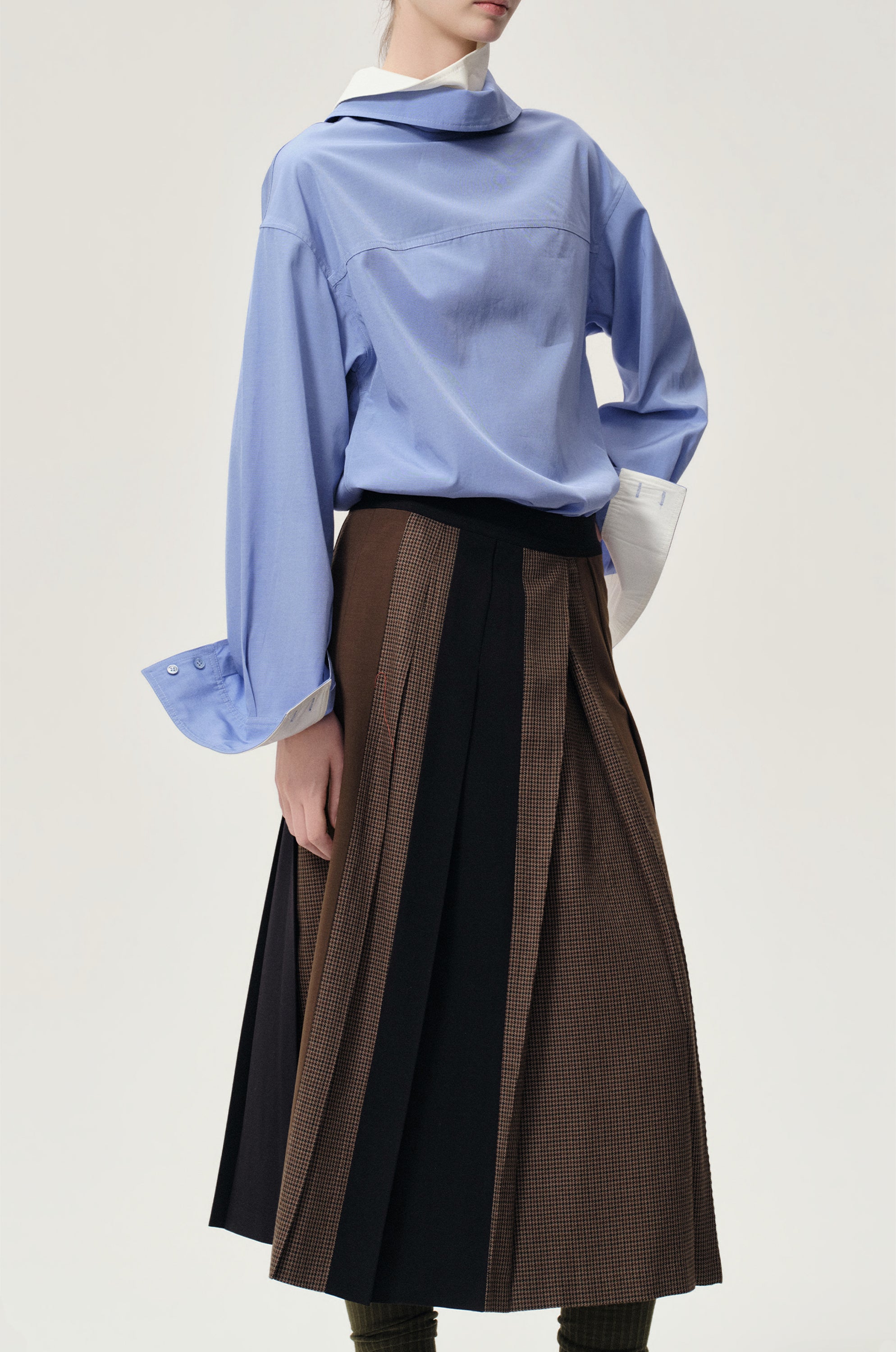 Pleated Color-block Skirt Navy