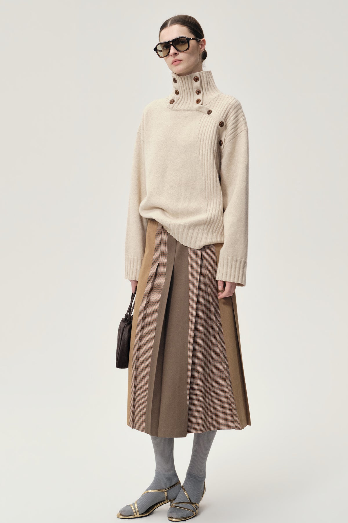 Vicky Turtleneck in Wool and Cashmere Oat Milk