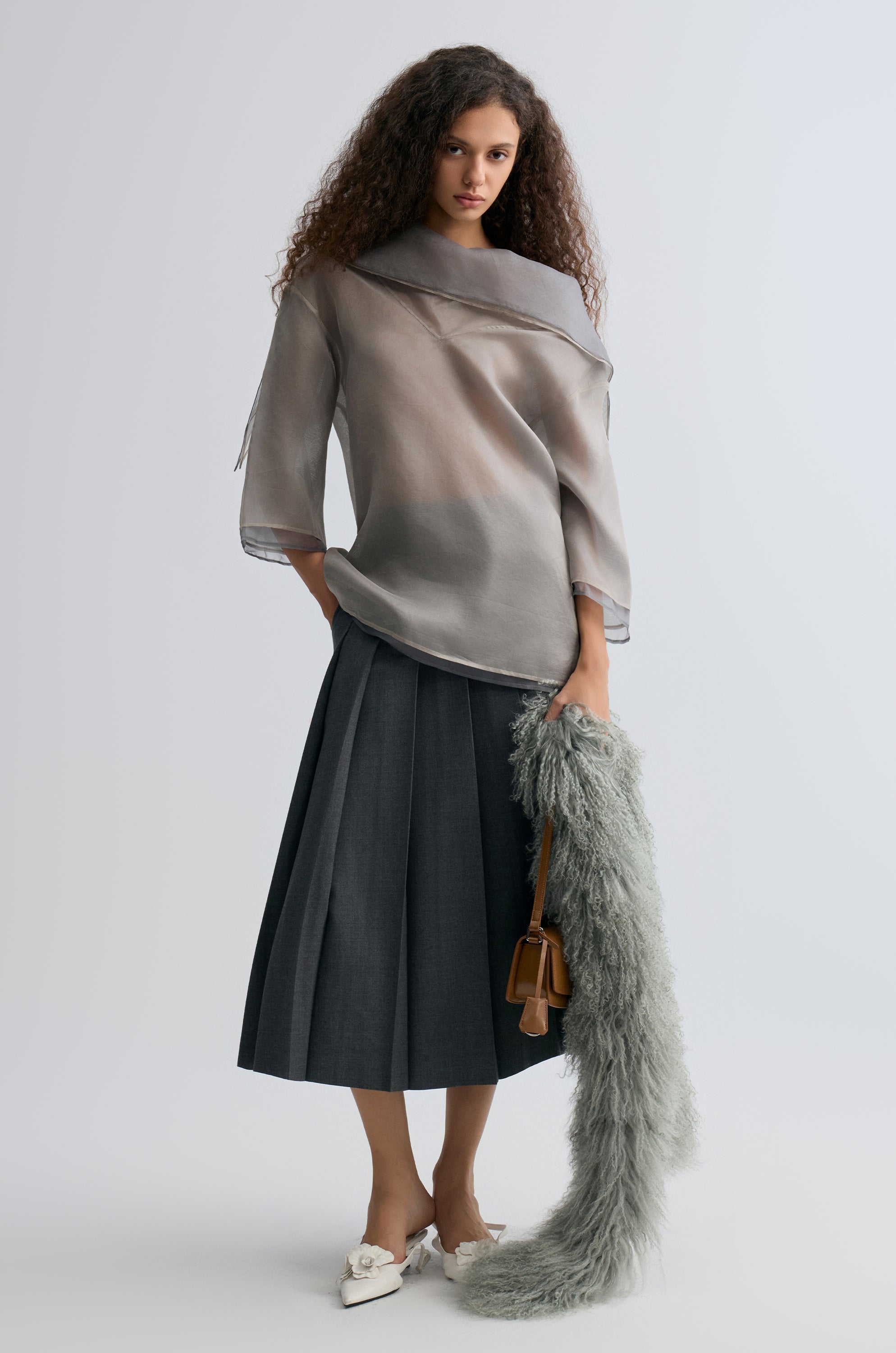 Two-tone Reversible Organza Blouse in silk