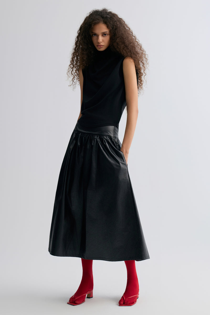 Mousse Circular Tee Black