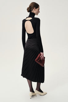 Asymmetrical Pleated Skirt Black