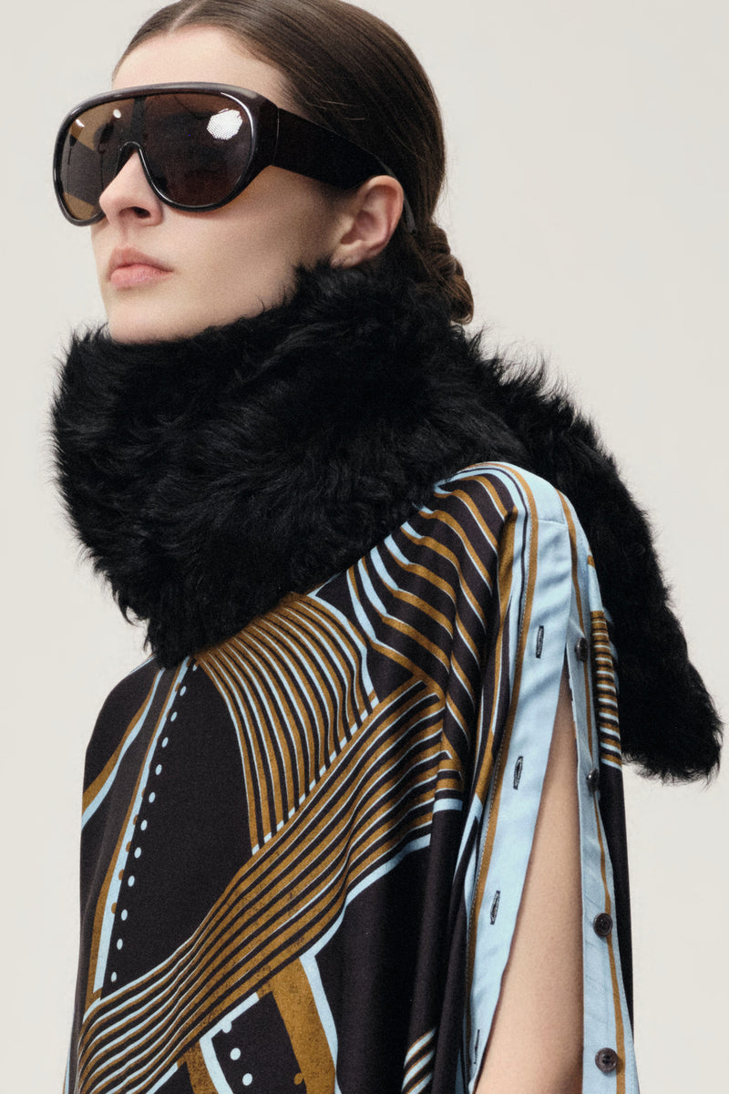 Verve Toscana Shearling Scarf Black