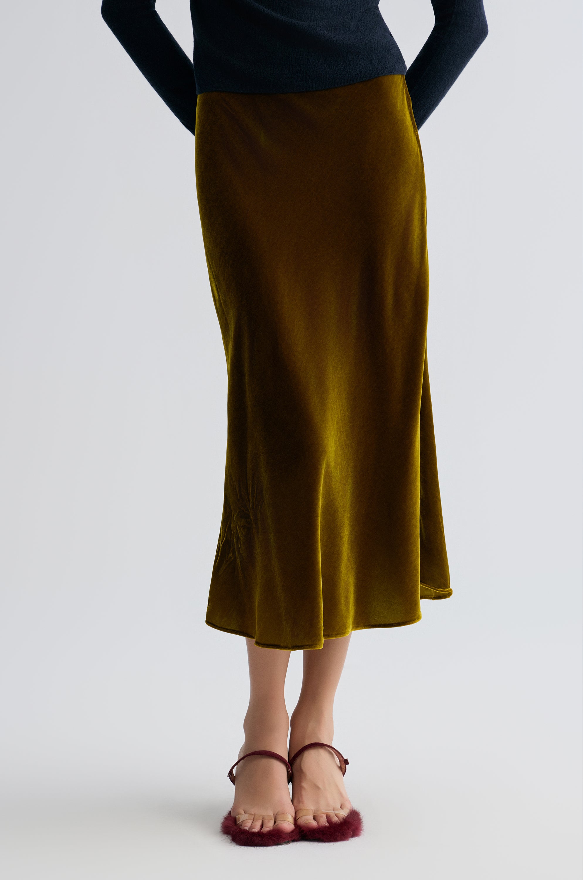 Velvet Mermaid Skirt Antique Gold-tone