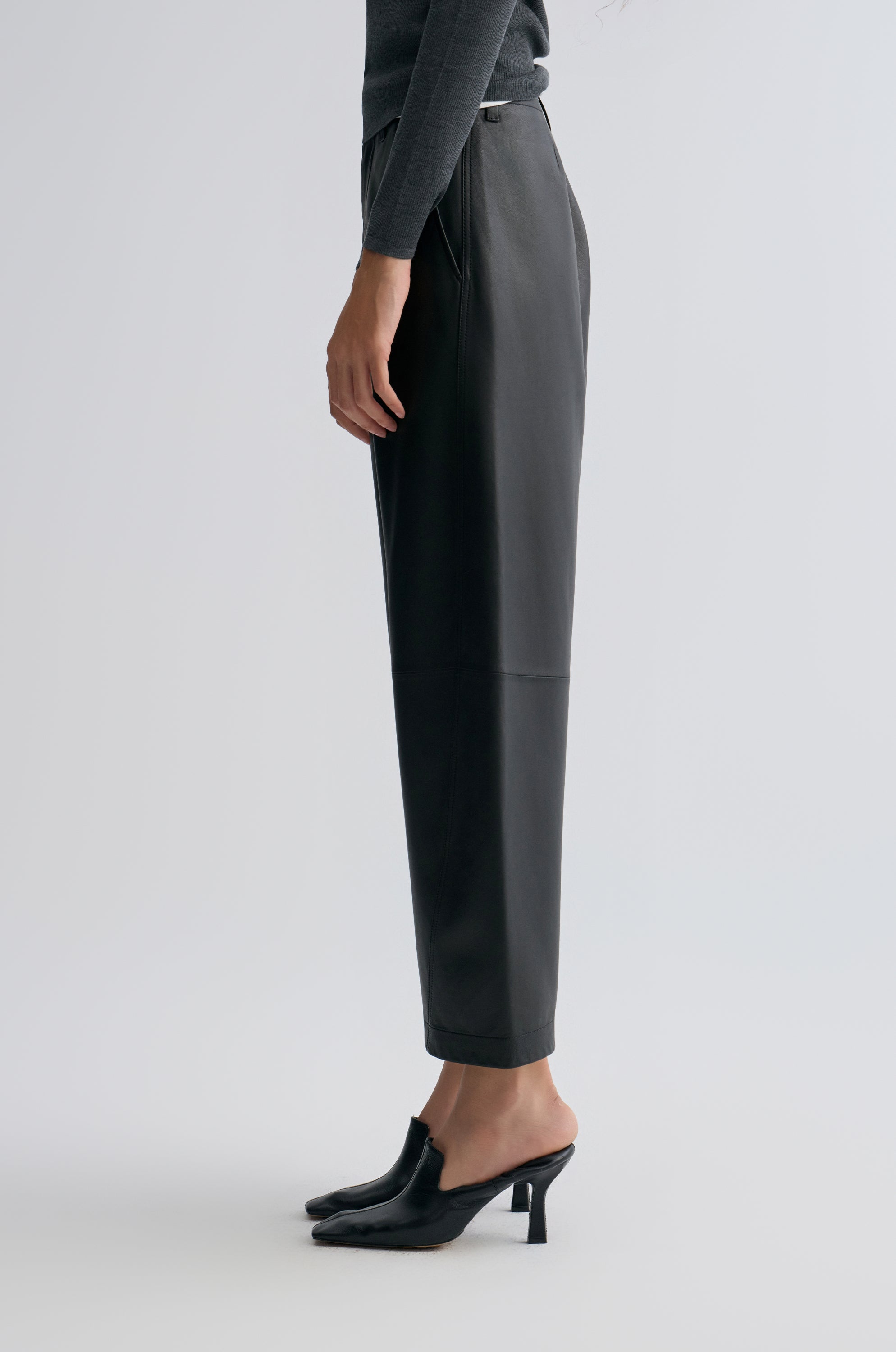 Leather Balloon Pants Black