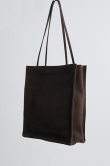 Metro Tote Bag in Suede Deep Brown