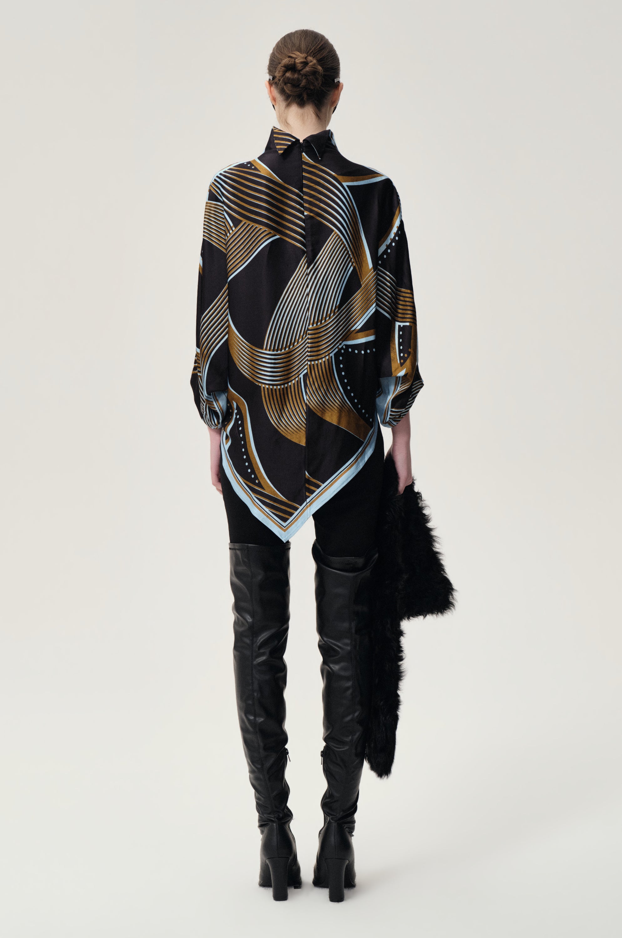 Scarf Print Top Black/Blue