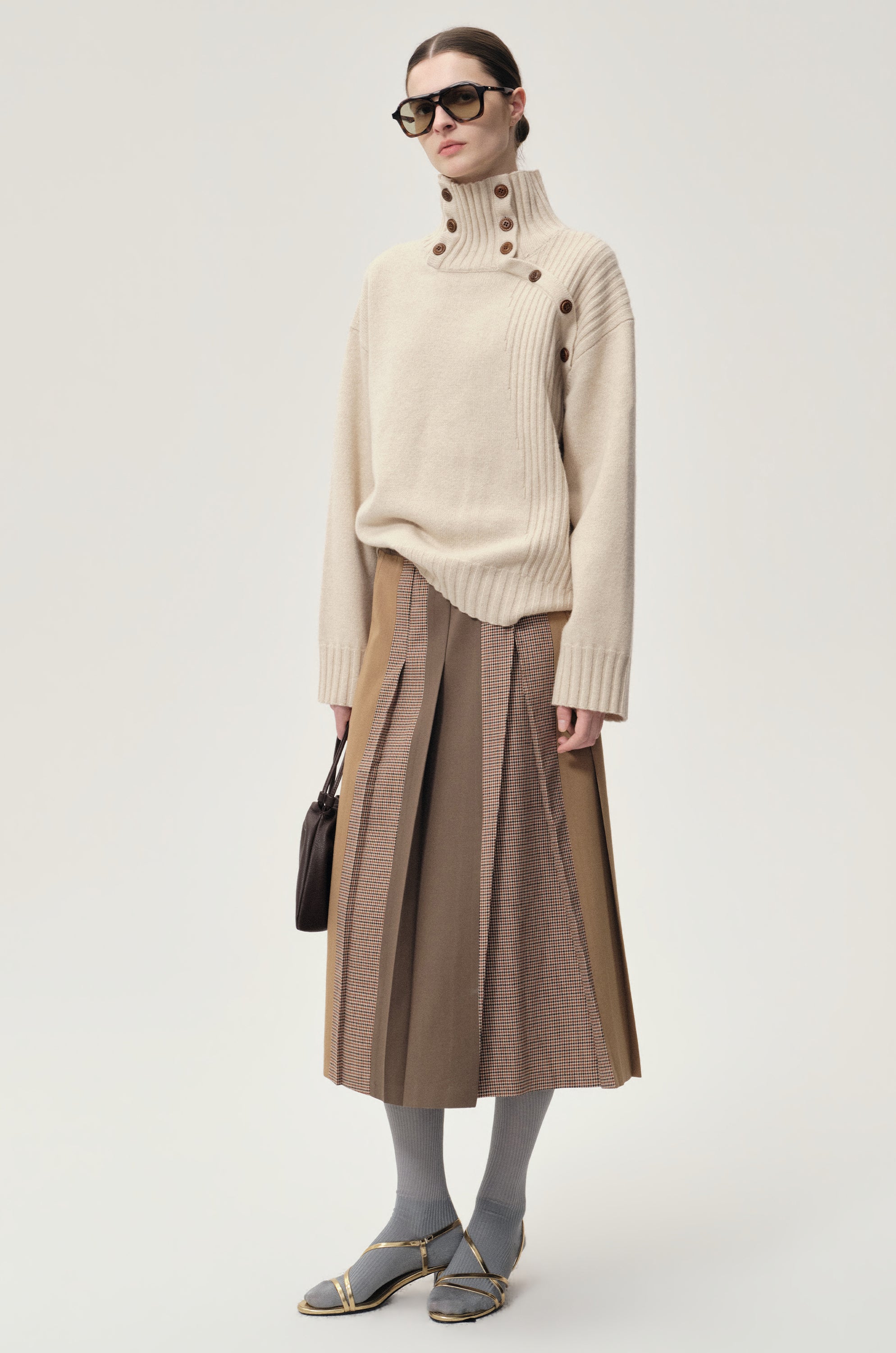 Vicky Turtleneck in Wool and Cashmere Oat Milk