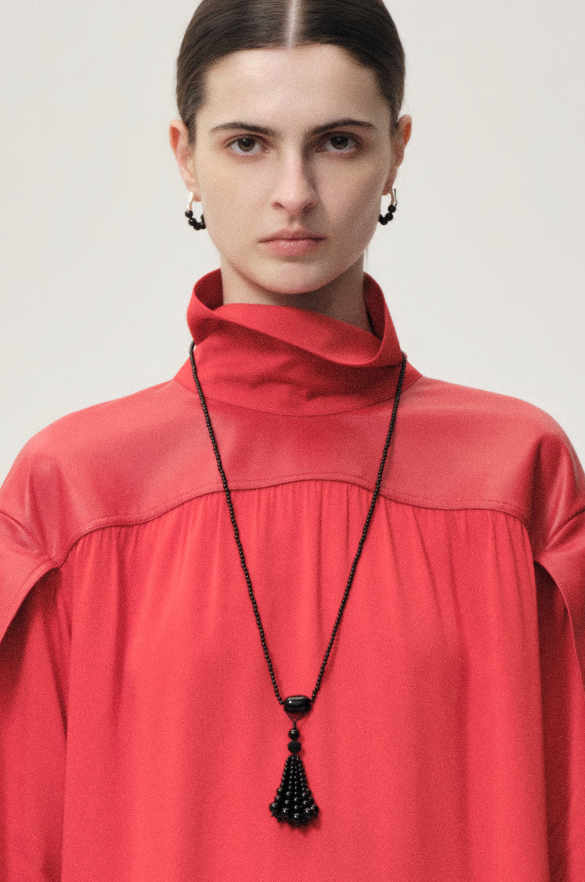 Magma silver onyx hoop earrings