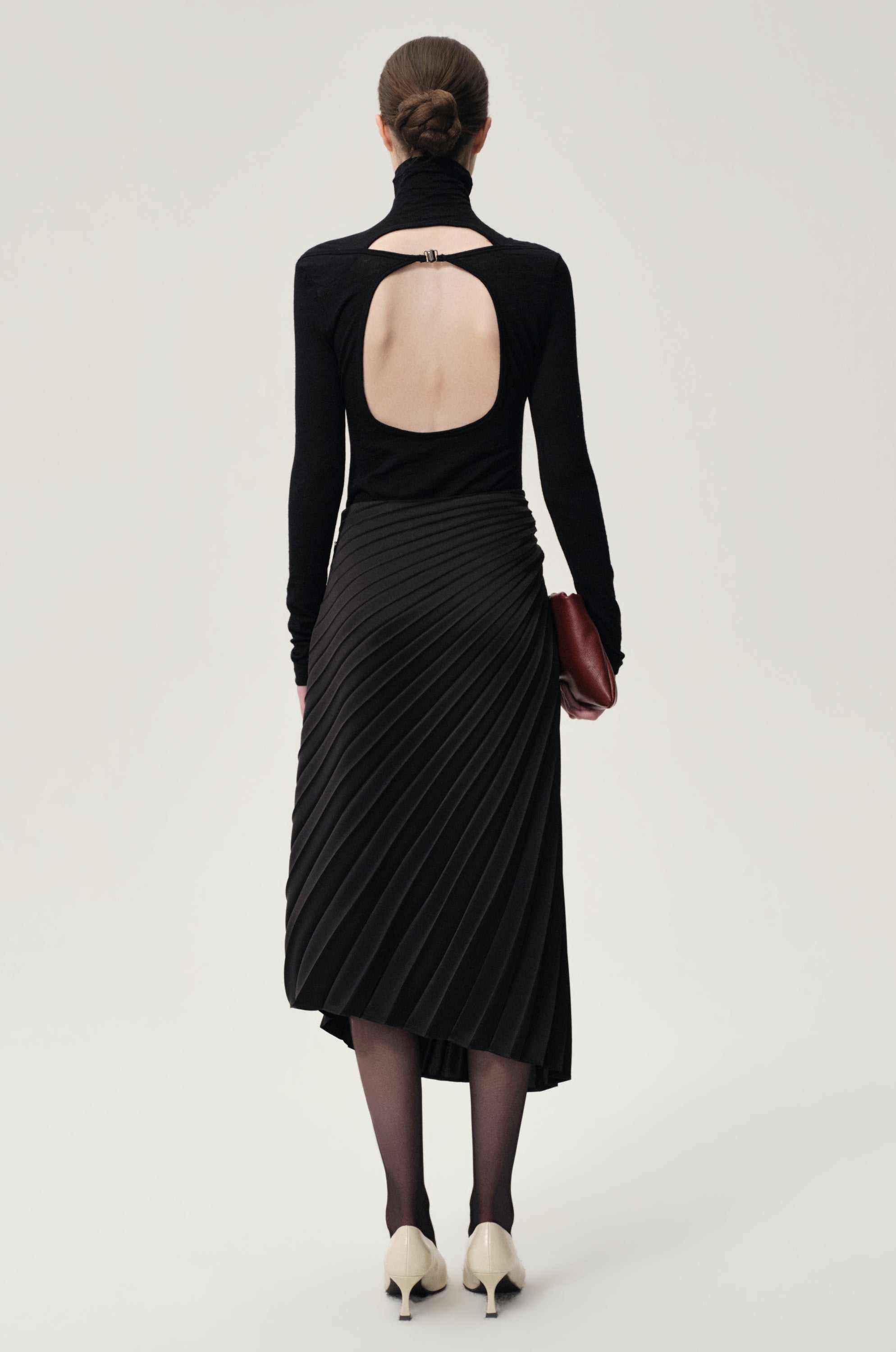 Asymmetrical Pleated Skirt Black