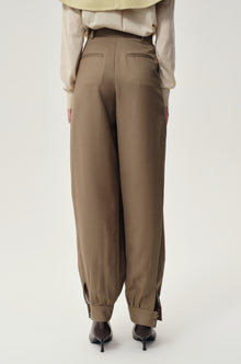 Balloon Pleat Trousers Pepper