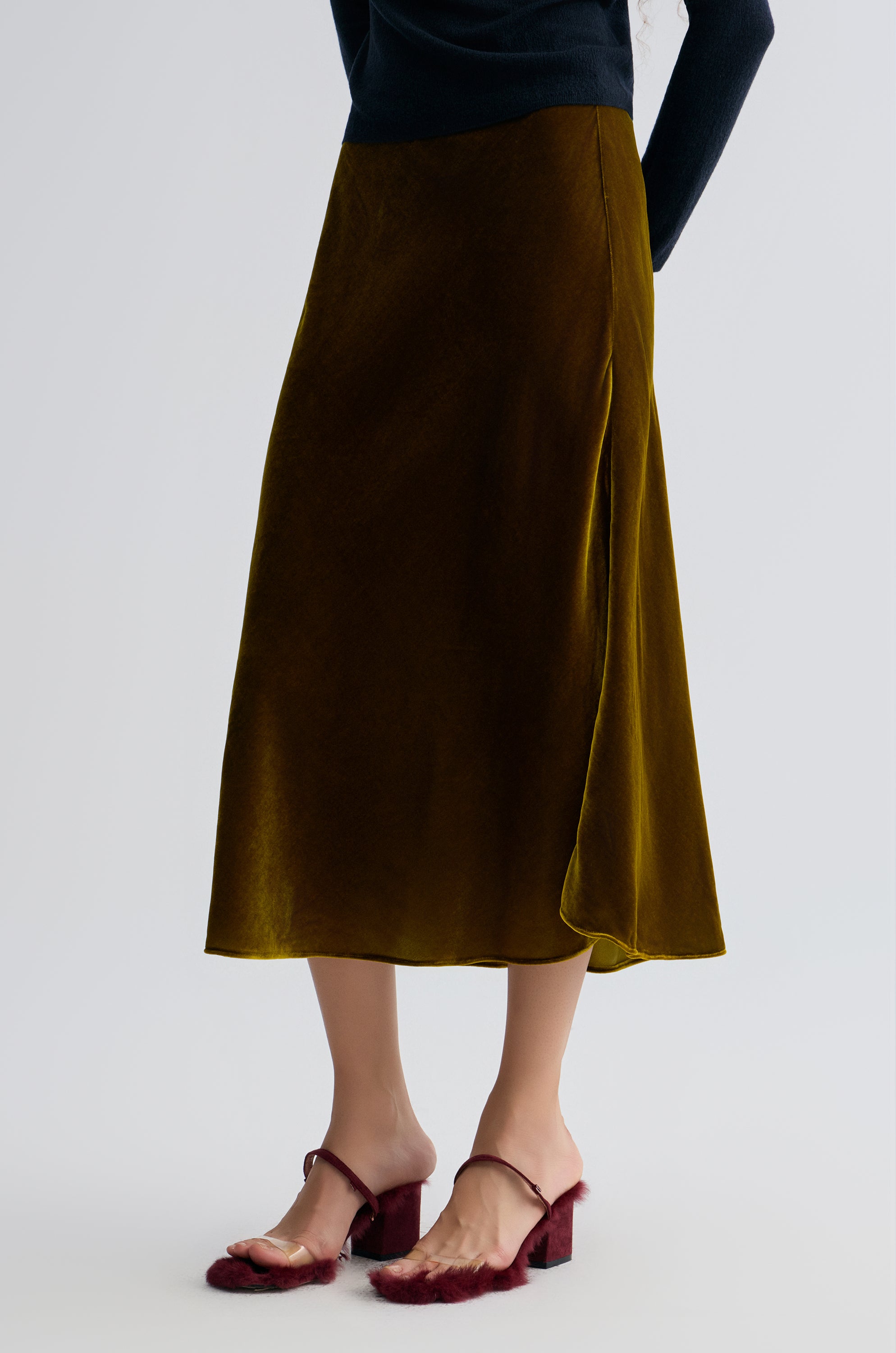 Velvet Mermaid Skirt Antique Gold-tone