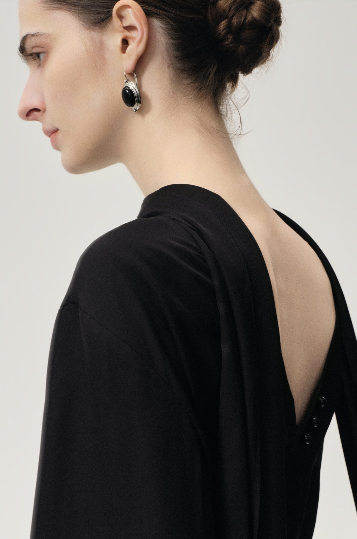 Silver onyx oval drop earrings