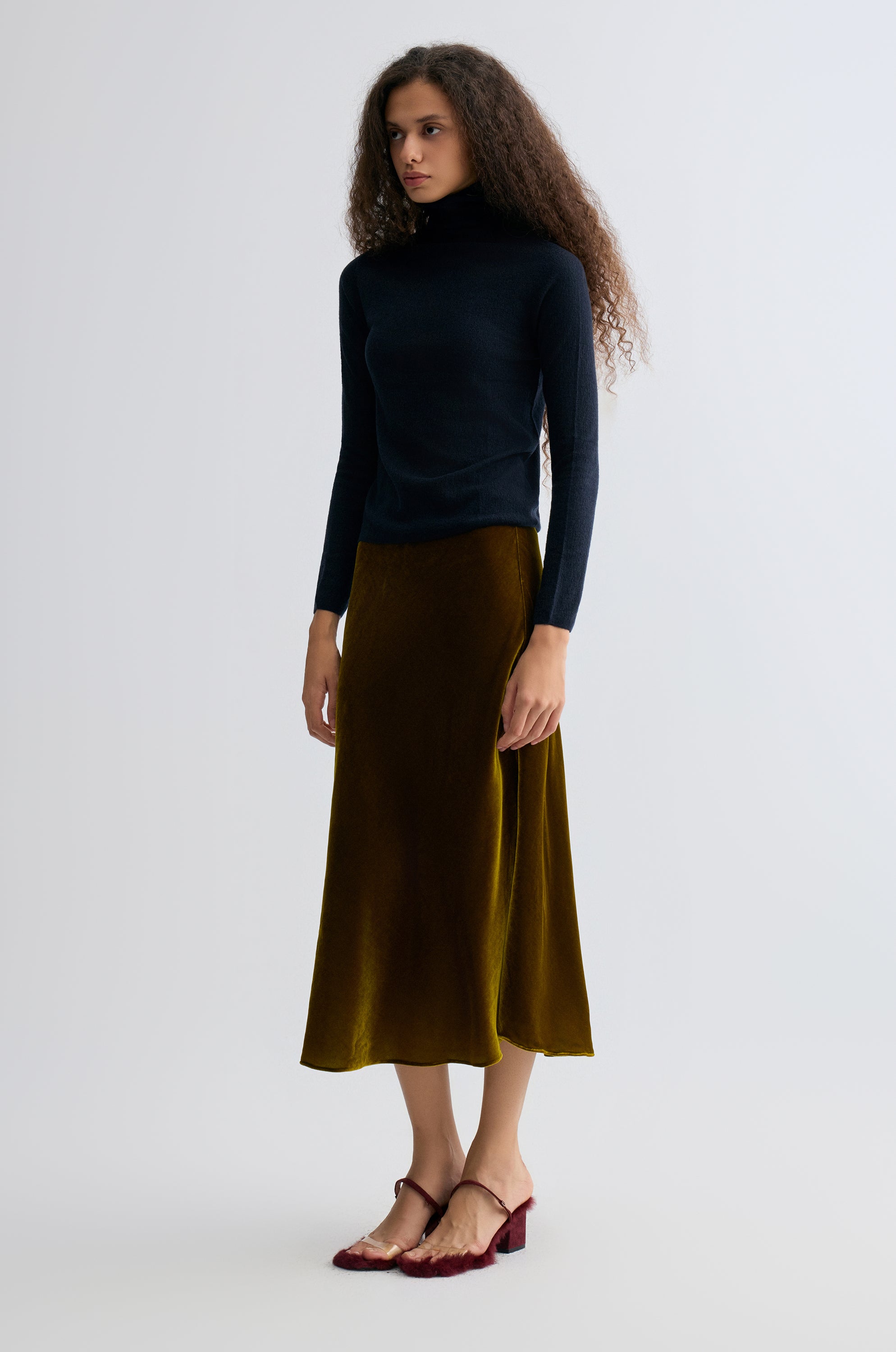 Velvet Mermaid Skirt Antique Gold-tone