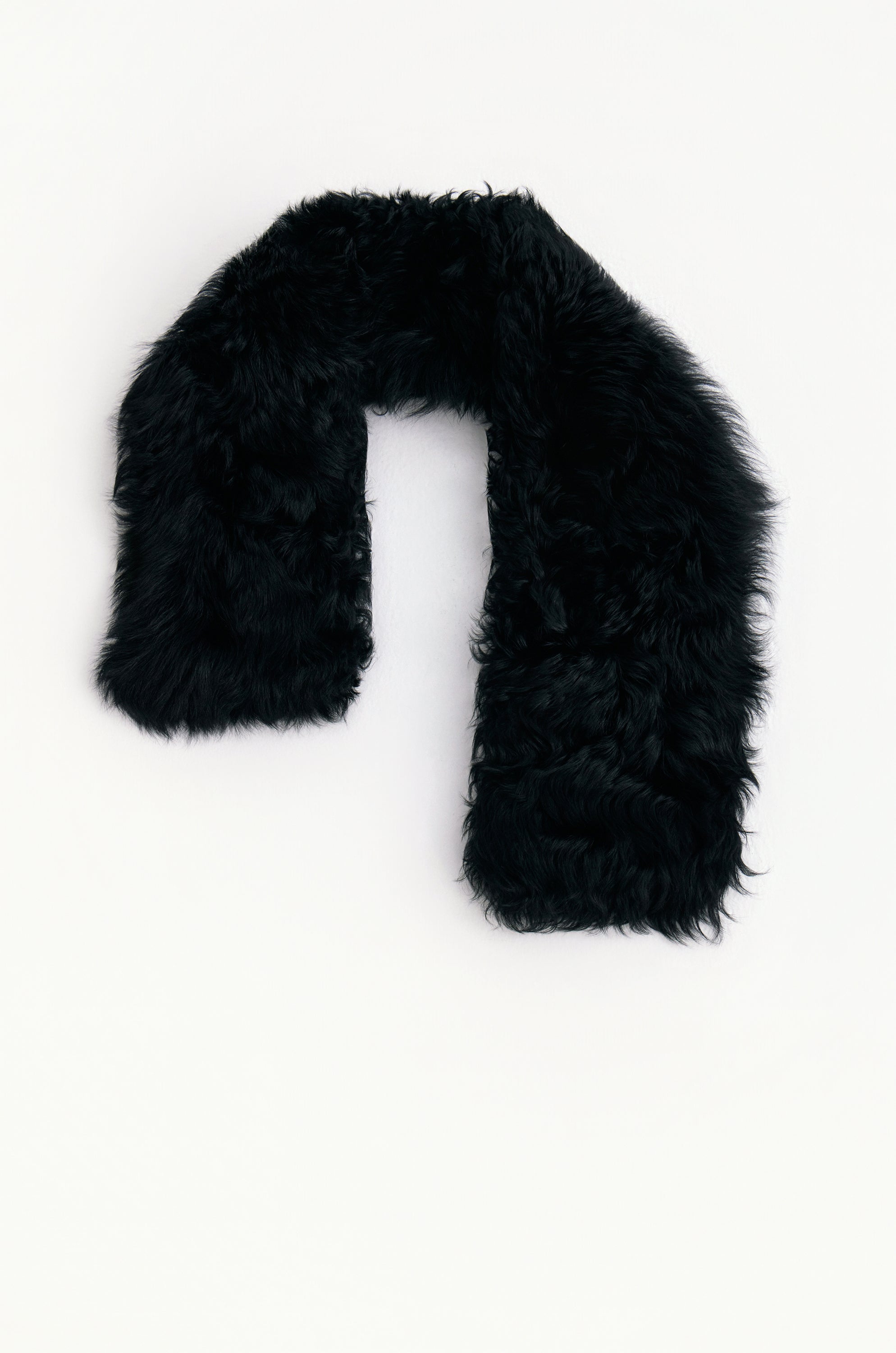 Verve Toscana Shearling Scarf Black