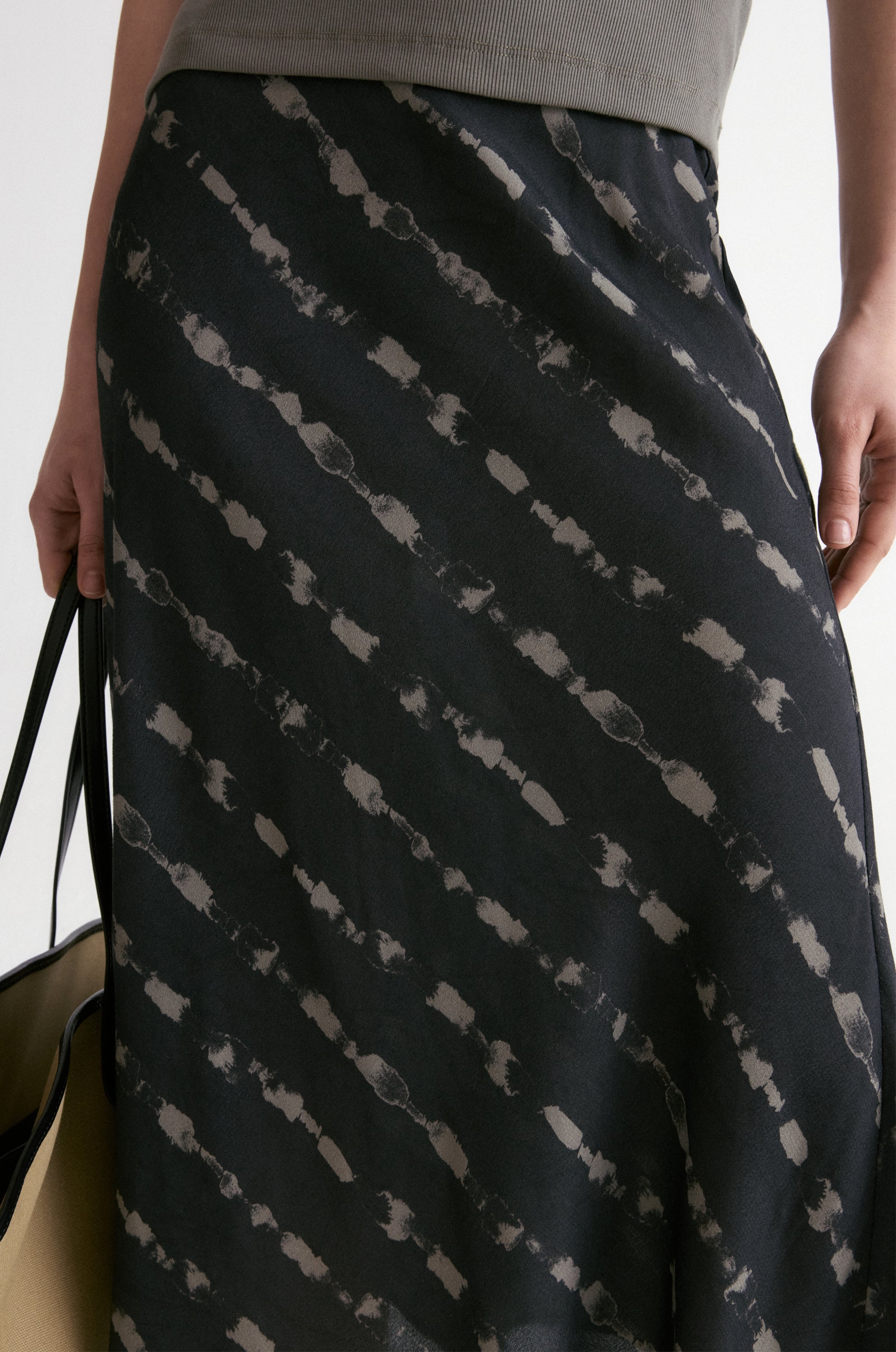 Hand-drawn Stripe Midi Skirt