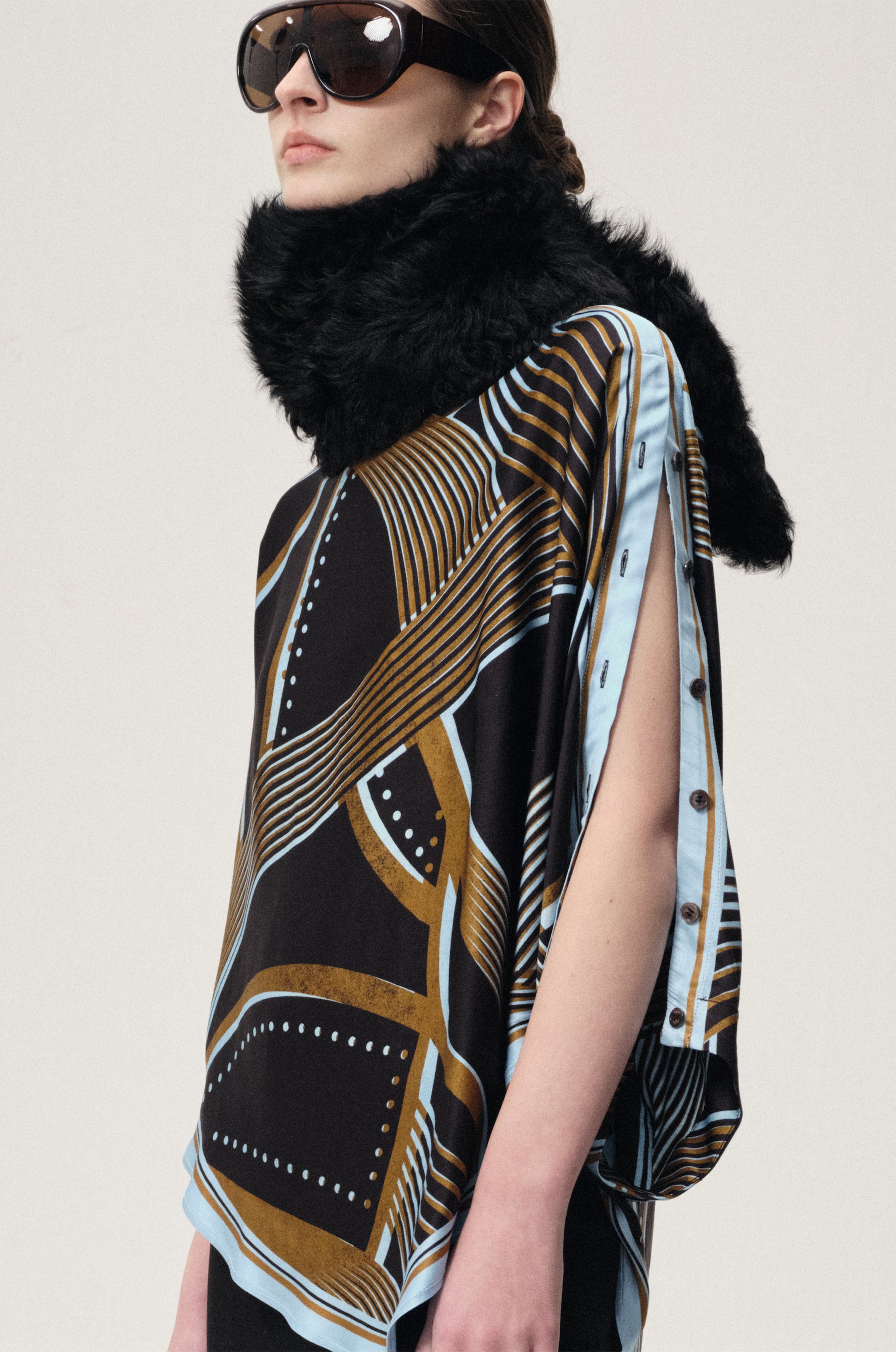 Scarf Print Top Black/Blue