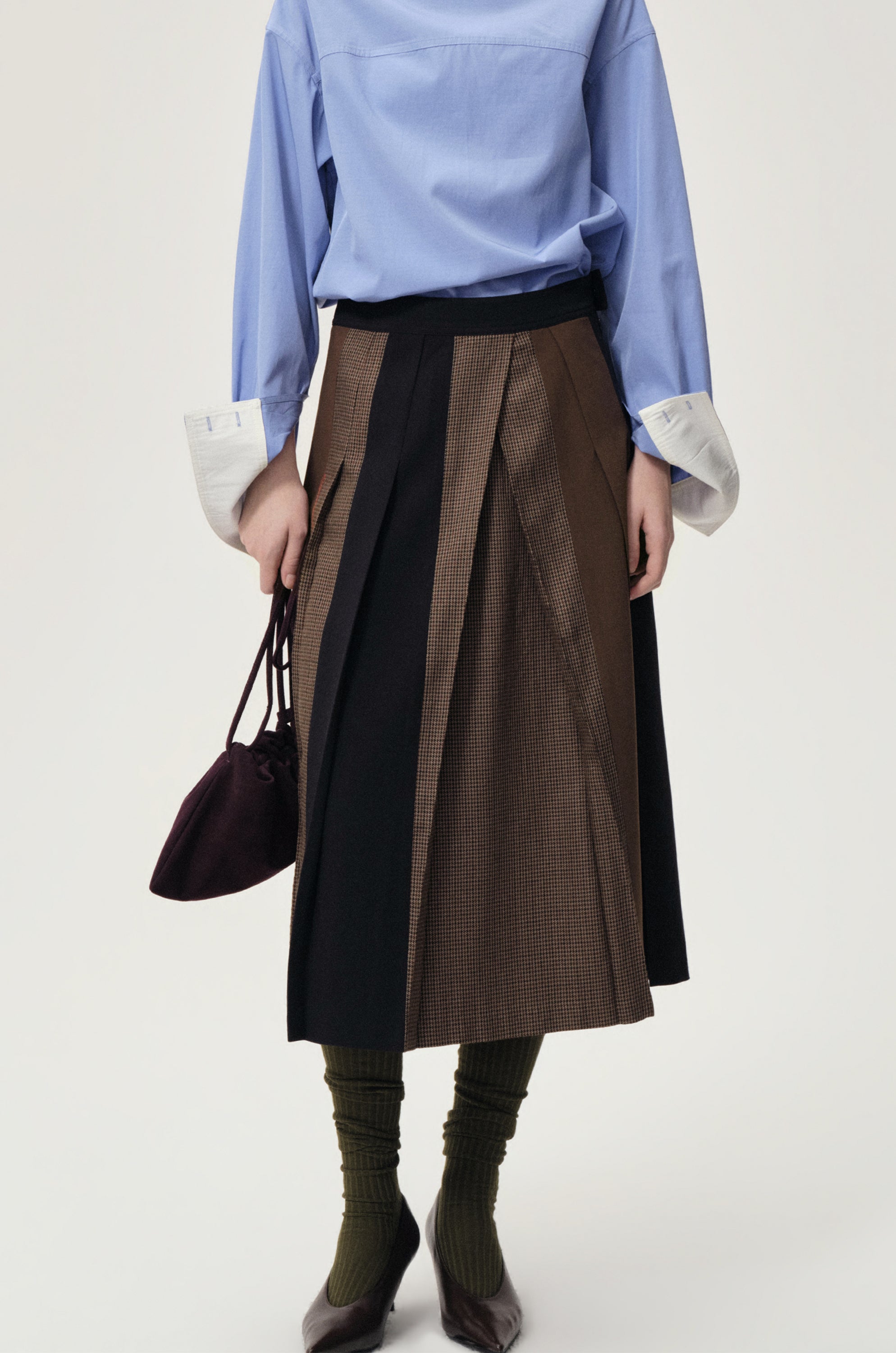 Pleated Color-block Skirt Navy