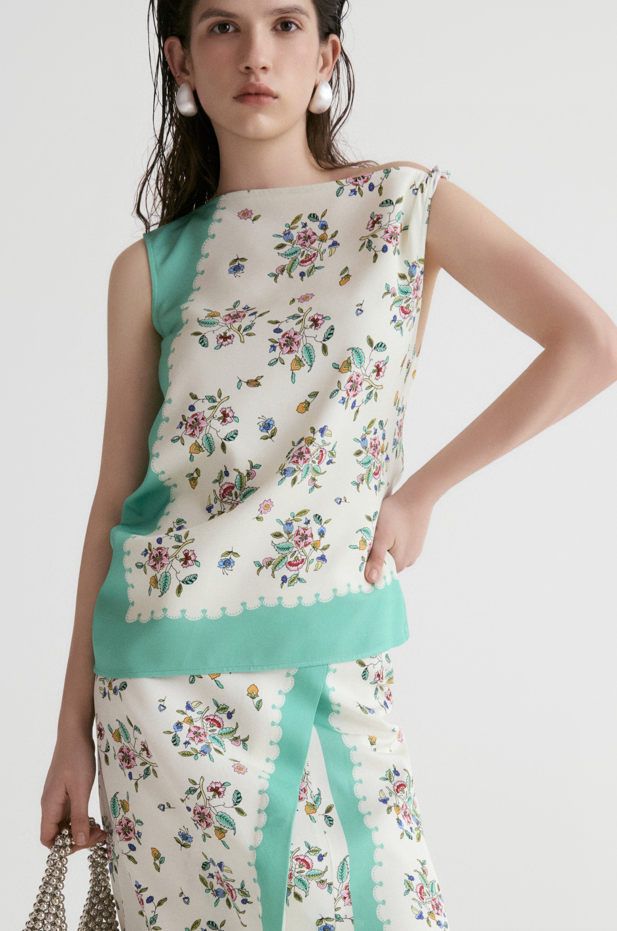 Scarf-print Twisted Top