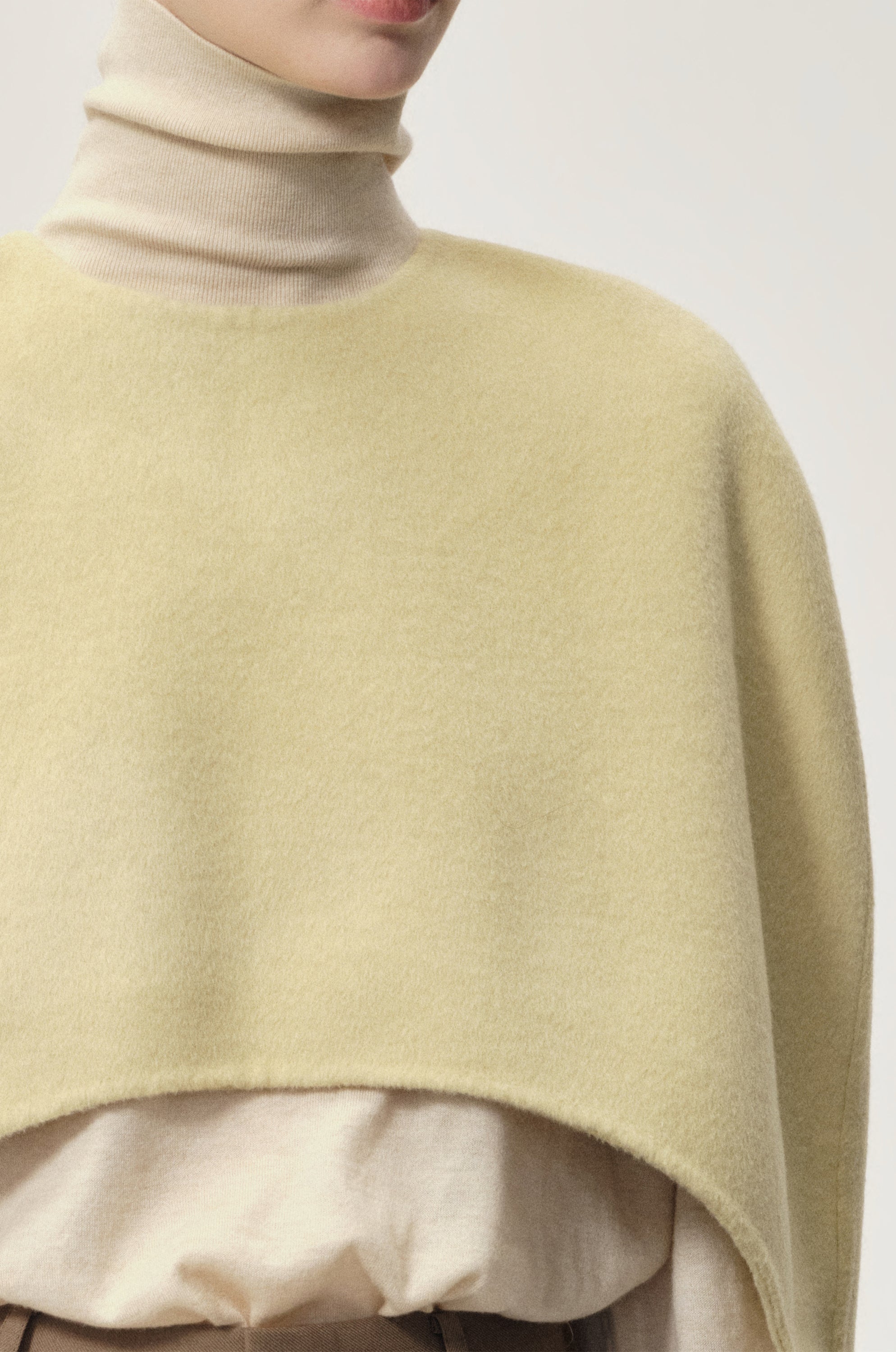 Opera Double-faced  Wool Cape Top Butter