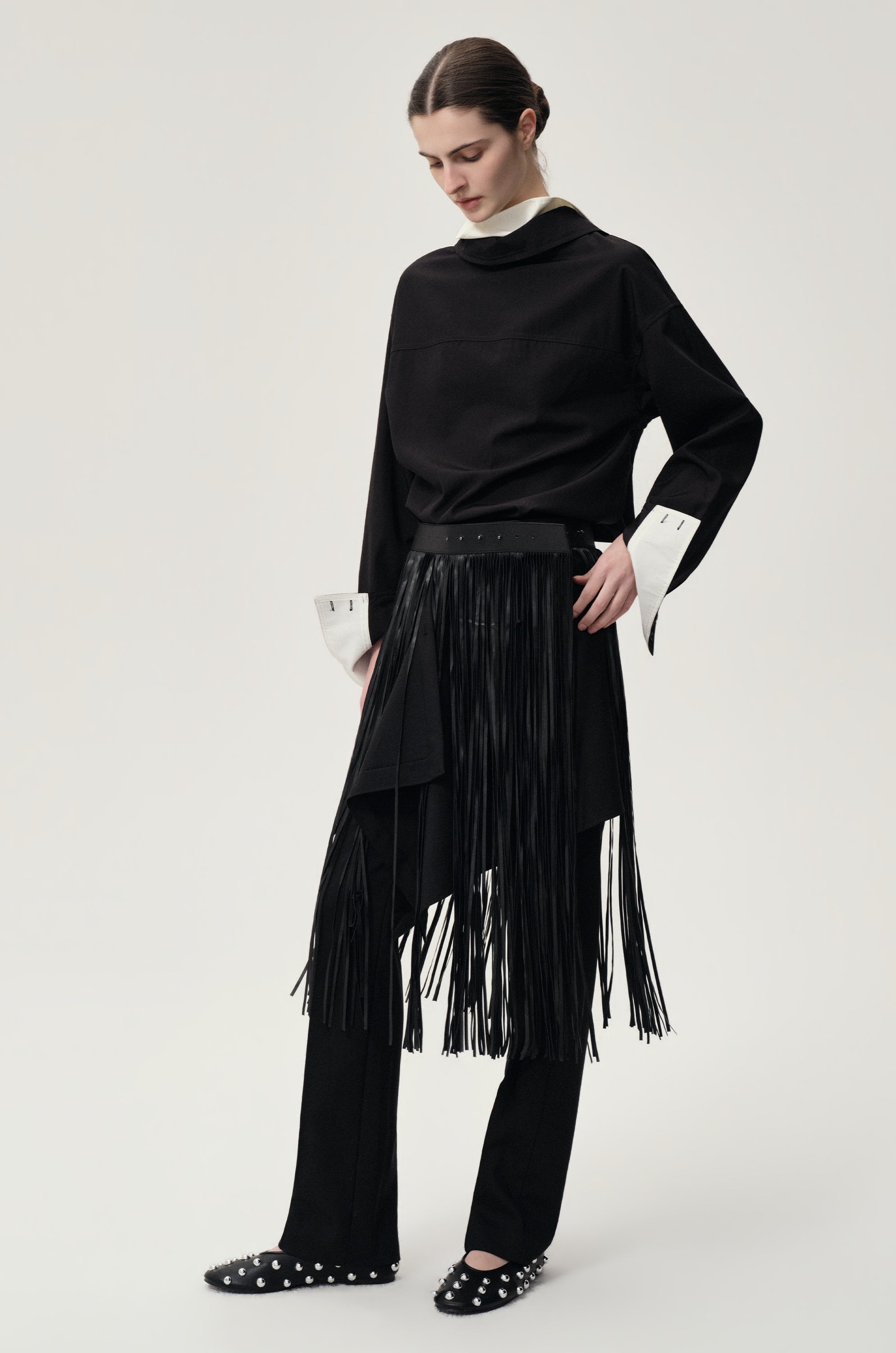 Double-layer Collar Shaped Shirt Black/White