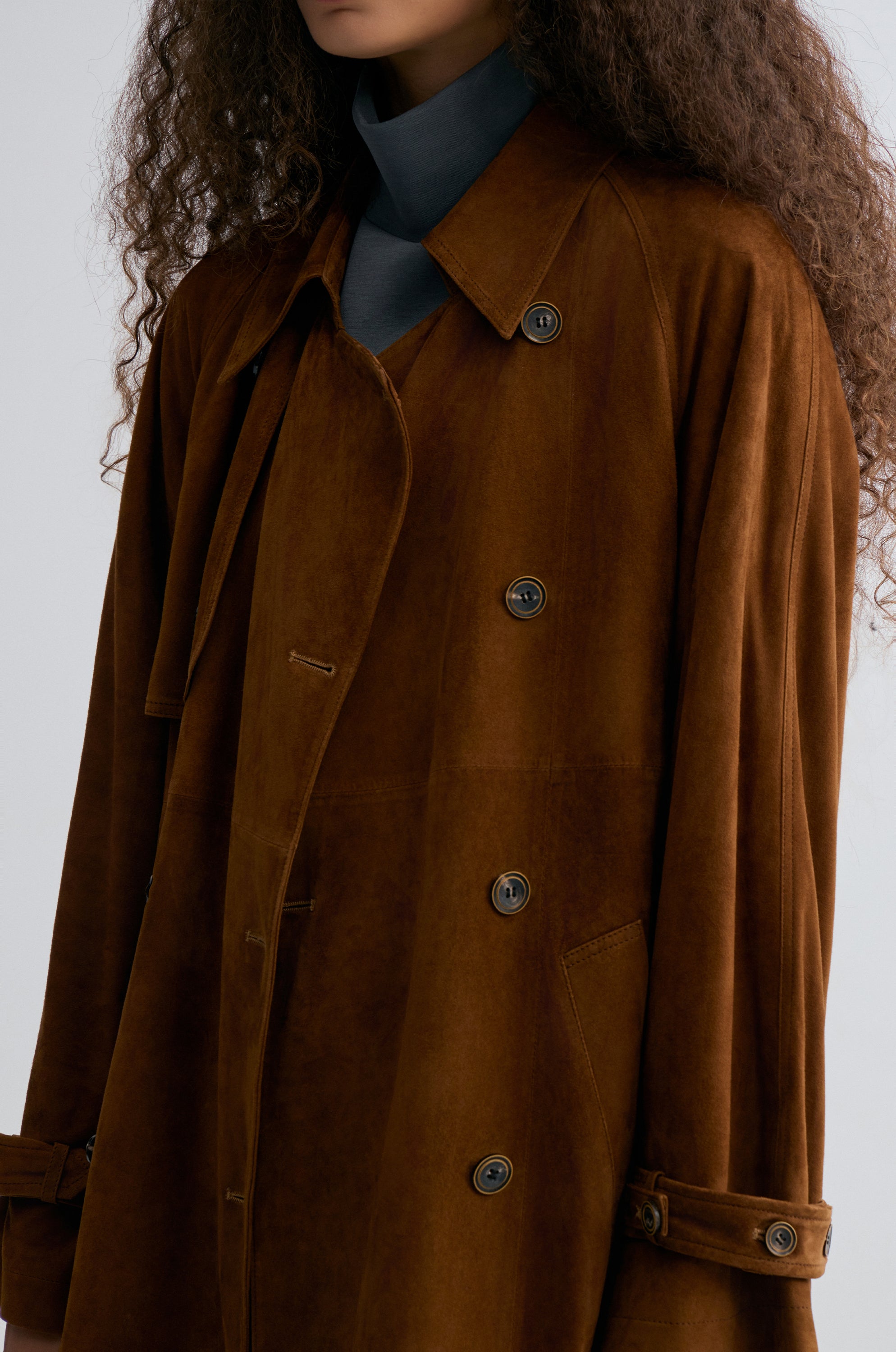 Bonnie Trenchcoat in Suede