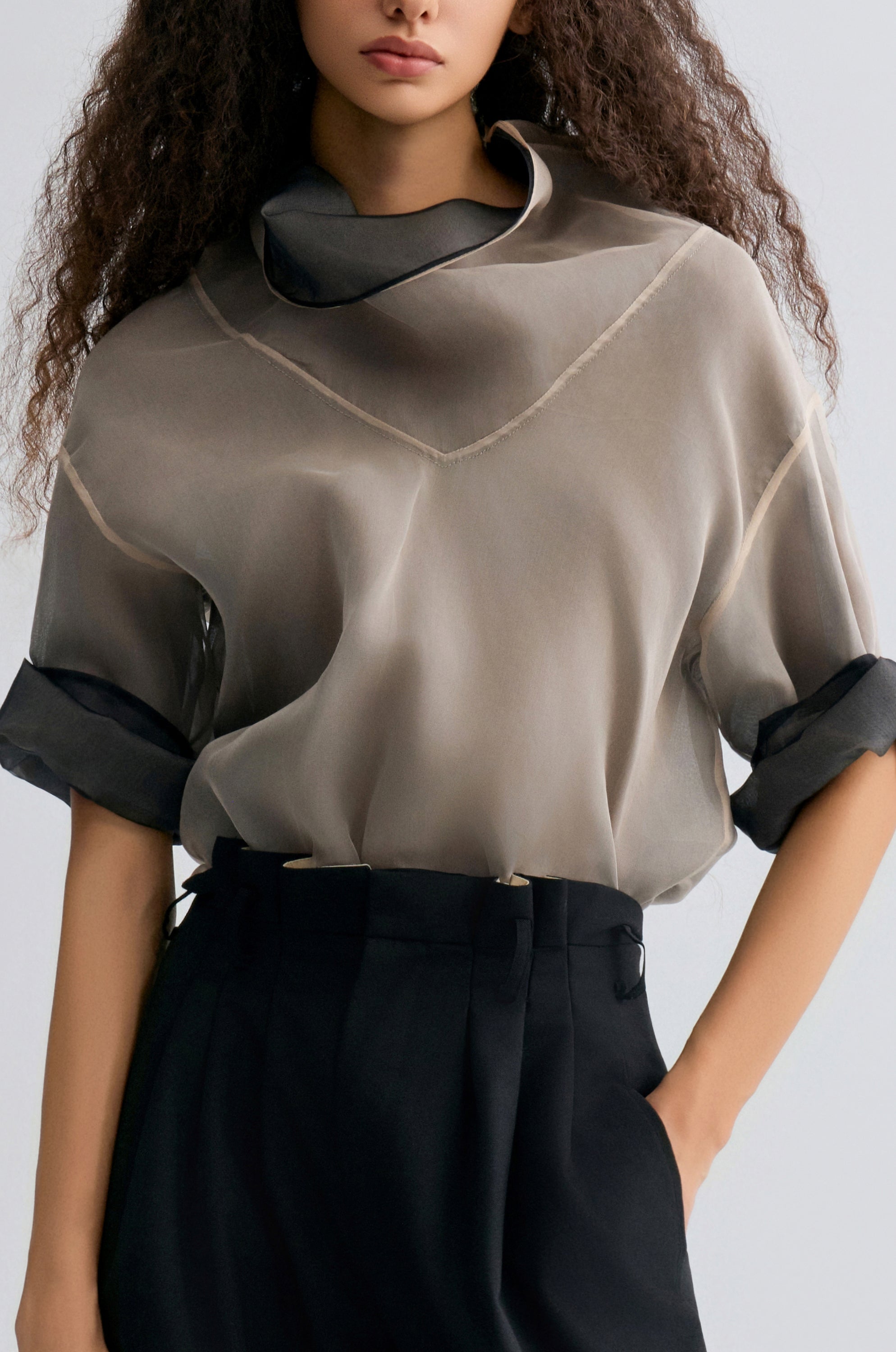 Two-tone Reversible Organza Blouse in silk Black