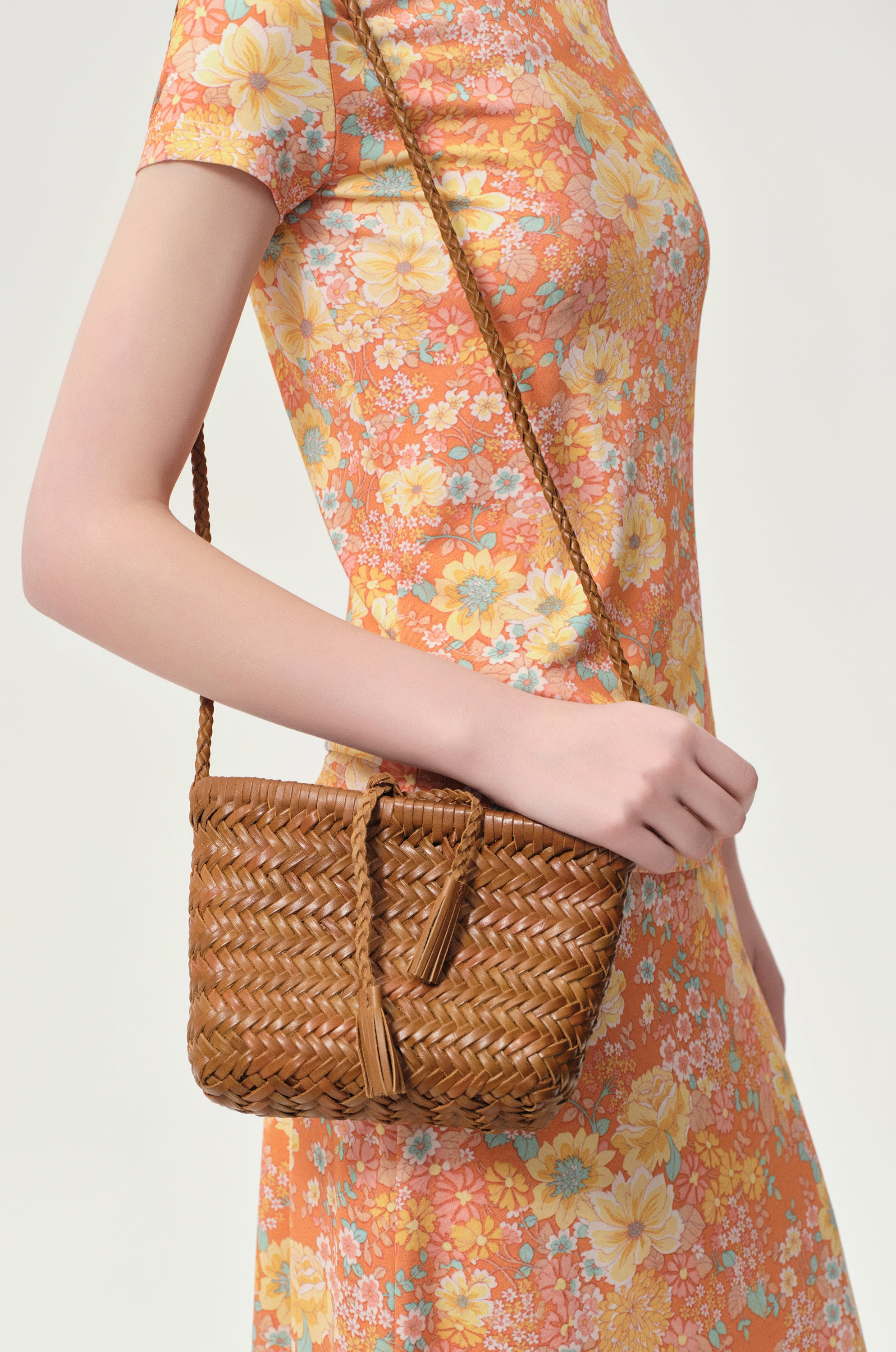 Brise Woven Small Cabas Camel