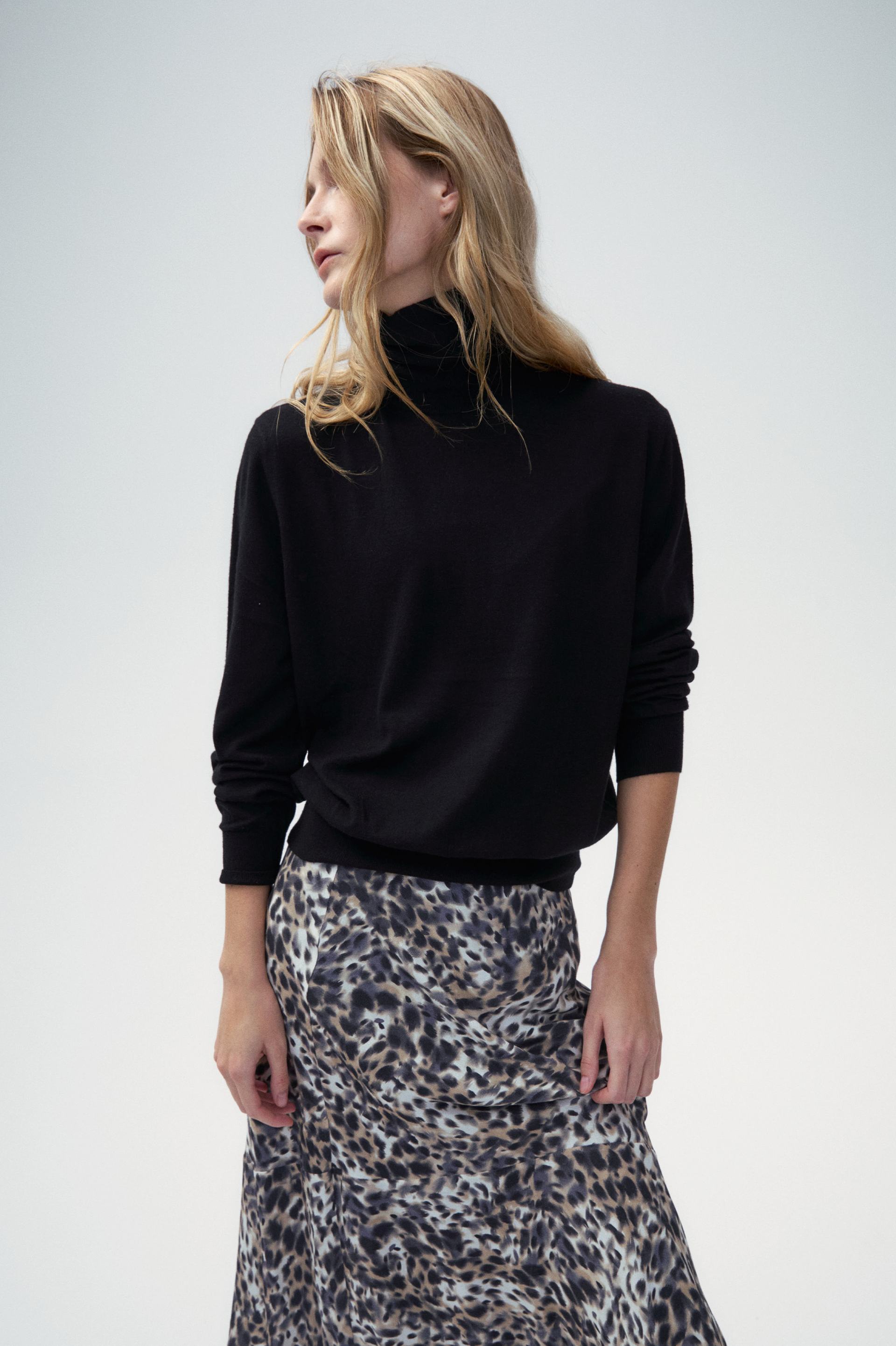Silk & Cashmere blend Turtleneck Sweater Pull Over